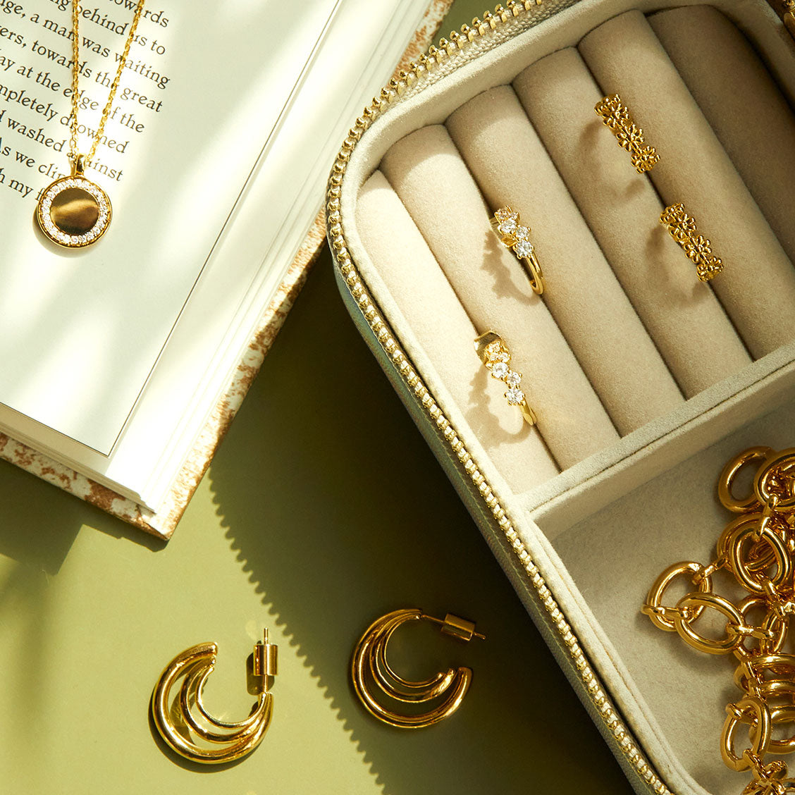 How To Mix Silver And Gold Jewellery – Estella Bartlett