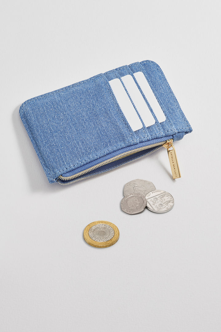Daisy Embroidered Card Purse