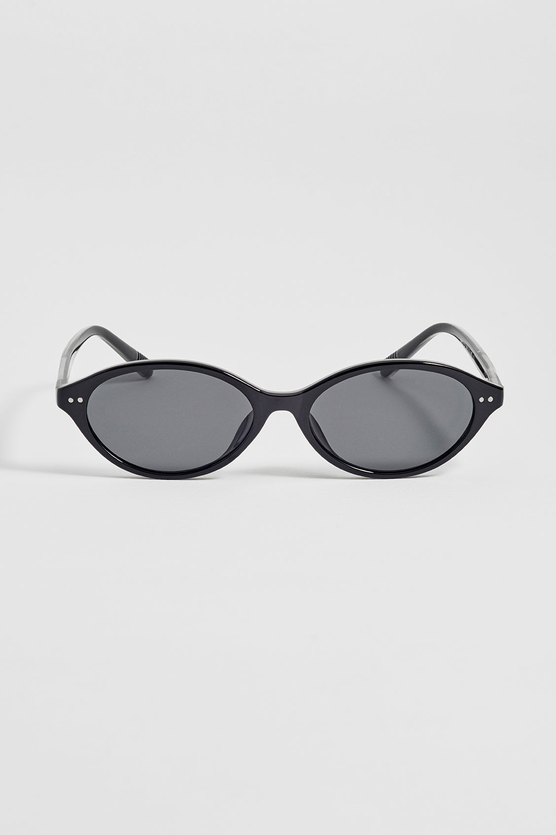Black Palma Oval Women’s Sunglasses