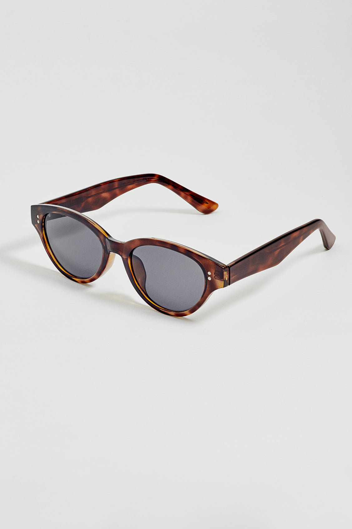 Berlin Tortoiseshell Oval Women’s Sunglasses