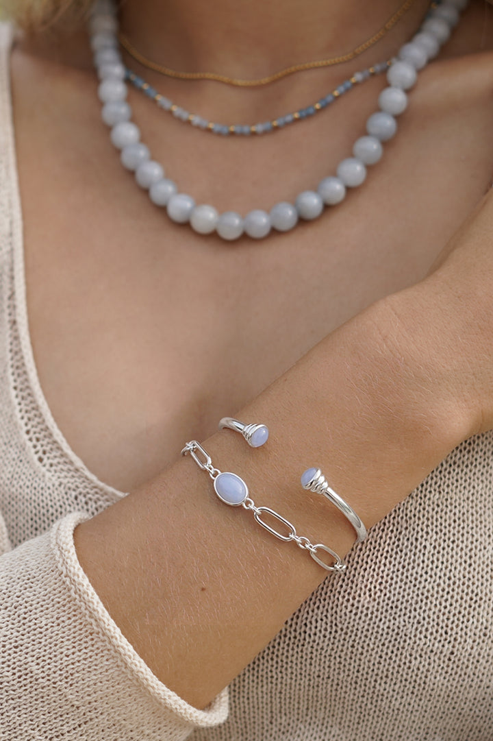 Blue Quartz Cabochon Chain Bracelet