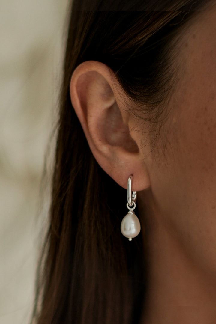 Pearl Drop Link Earrings