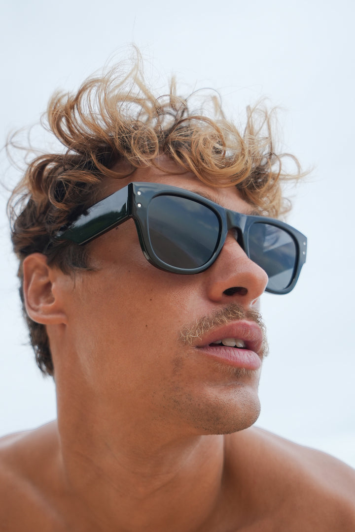 Manila Black Wayfarer Unisex Sunglasses