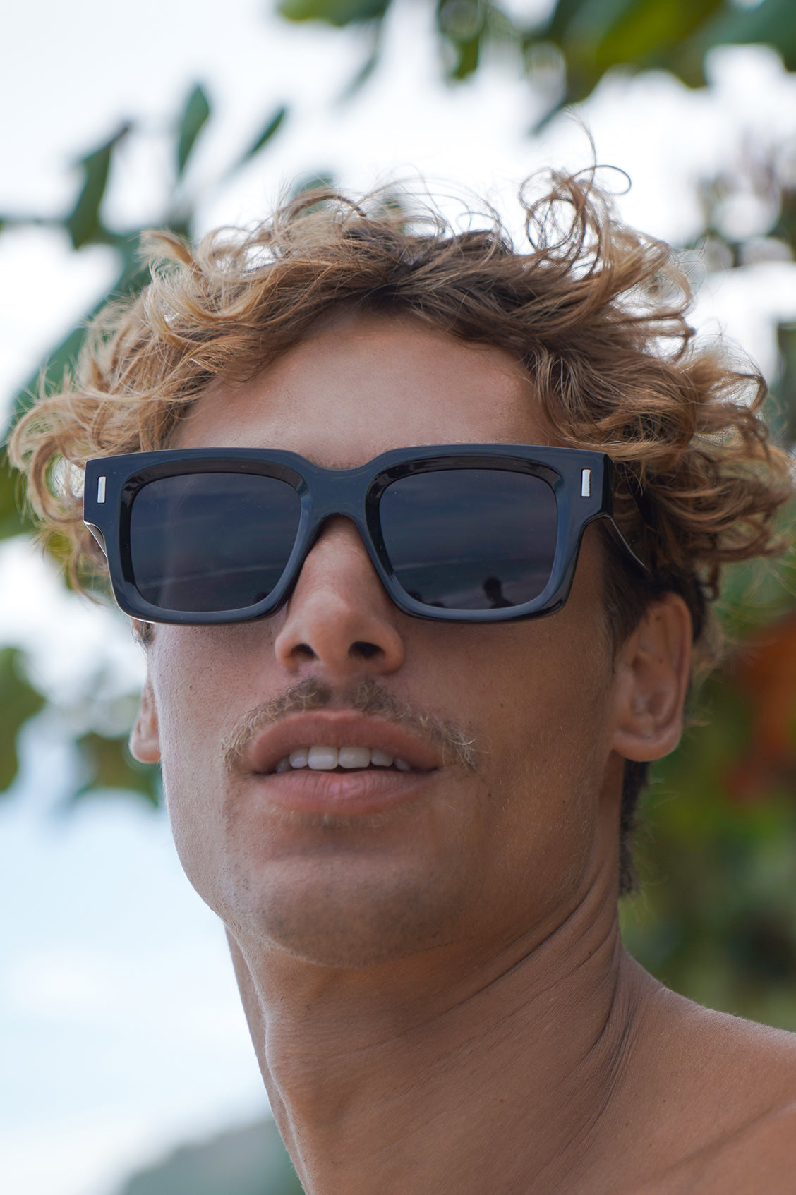 Rio Black Wayfarer Unisex Sunglasses