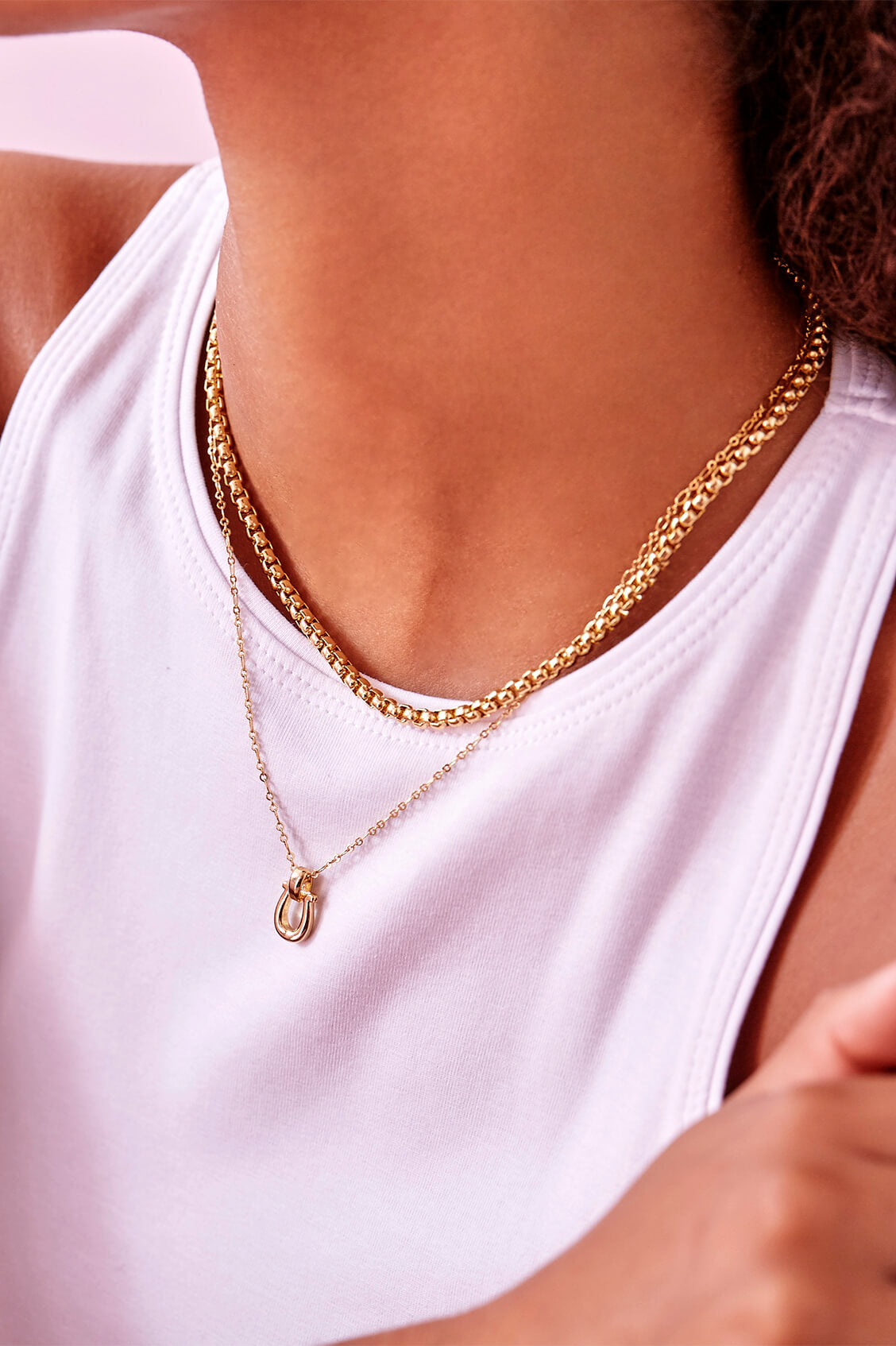 Horseshoe Hinge Necklace