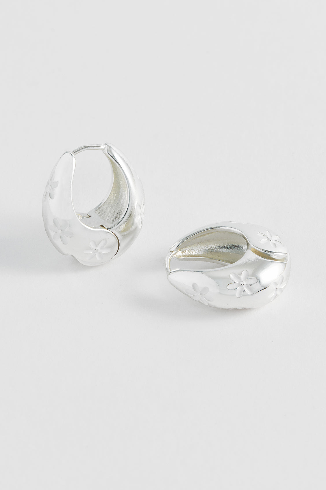 Orecchini a bottone Blossoms Sapphires in argento Orecchini a bottone Blossoms Sapphires in argento