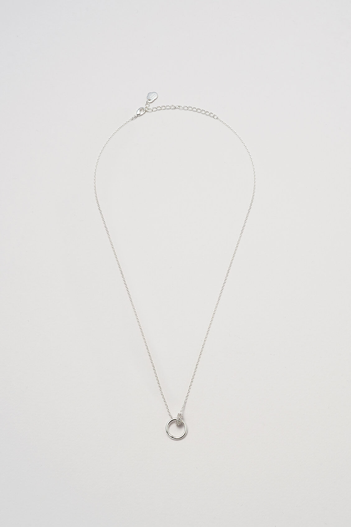 Interlinked Rings Necklace